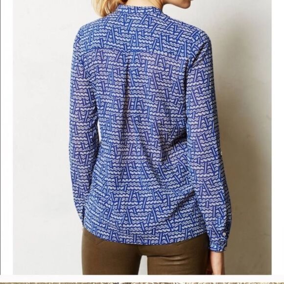 Anthropologie HD in Paris Kaveri Henley Top in Blue and White Size 4 - Picture 2 of 15